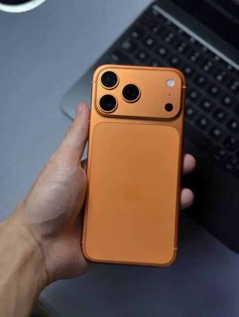 iPhone 17 Pro Max Cosmic Orange 2Tb - Компьютерные комплектующие в Волгоград