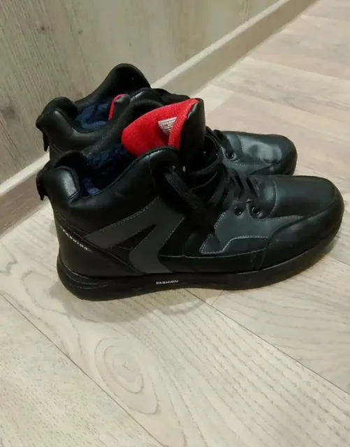 Мужские зимние ботинки и кроссовки - частное объявление в Волгоград