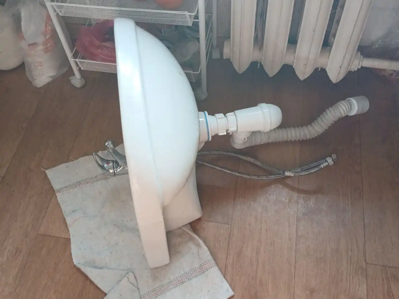 Раковина на 500 без сколов и трещин - Сантехника (Для дома и дачи) в Волгоград