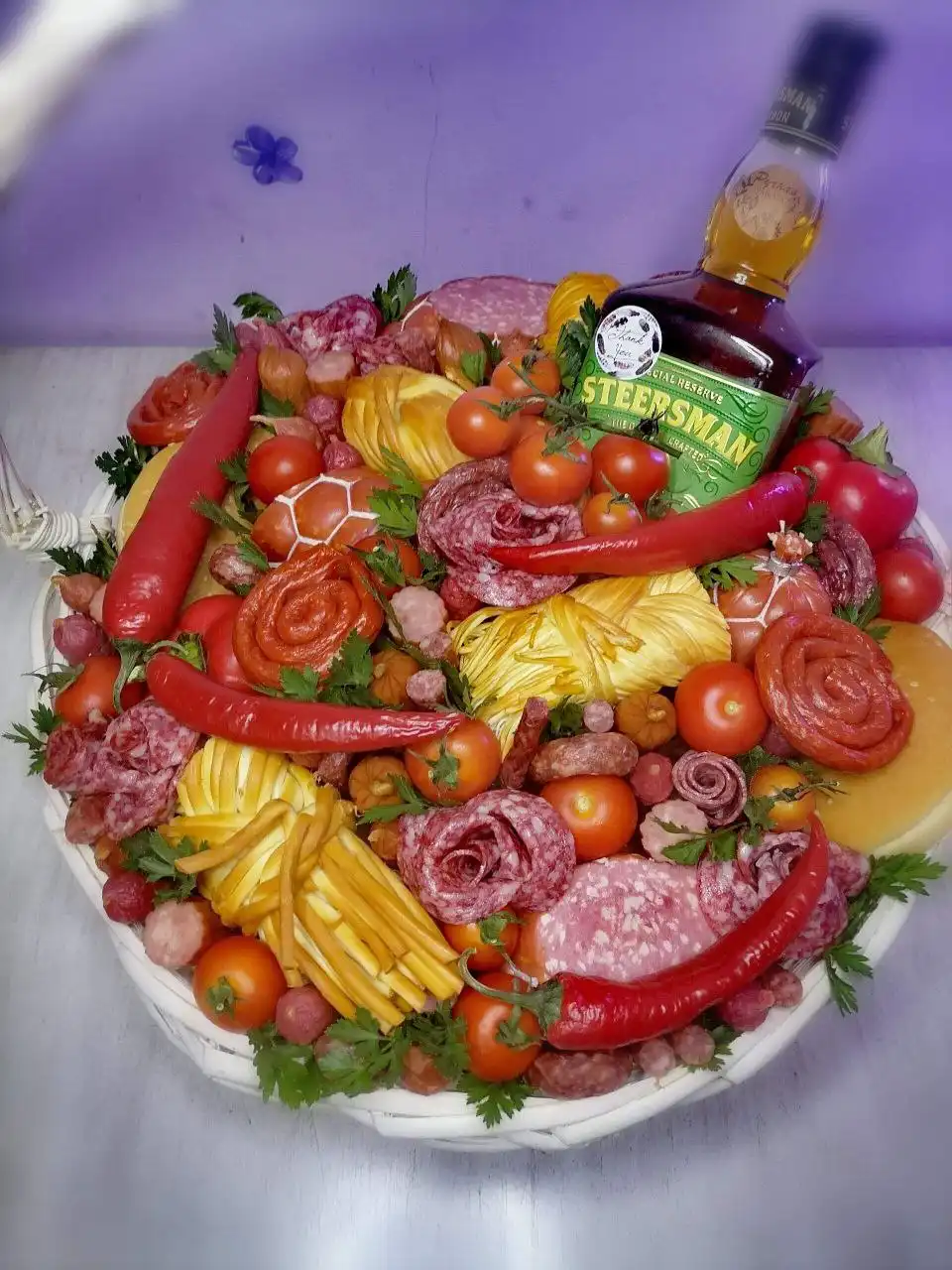 Заказ съедобных букетов к 23 февраля - Флористика (Услуги) в Новоаннинский