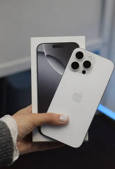 iPhone 16 Pro Max White Titanium 512Gb - Комплектующие для ПК в Волгоград