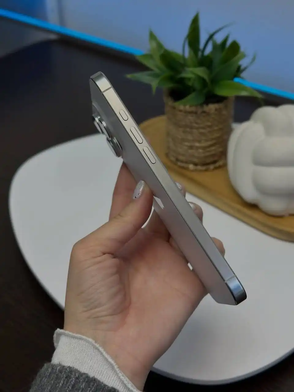 iPhone 16 Pro Max White Titanium 512Gb - Смартфоны и телефоны (Электроника) в Волгоград