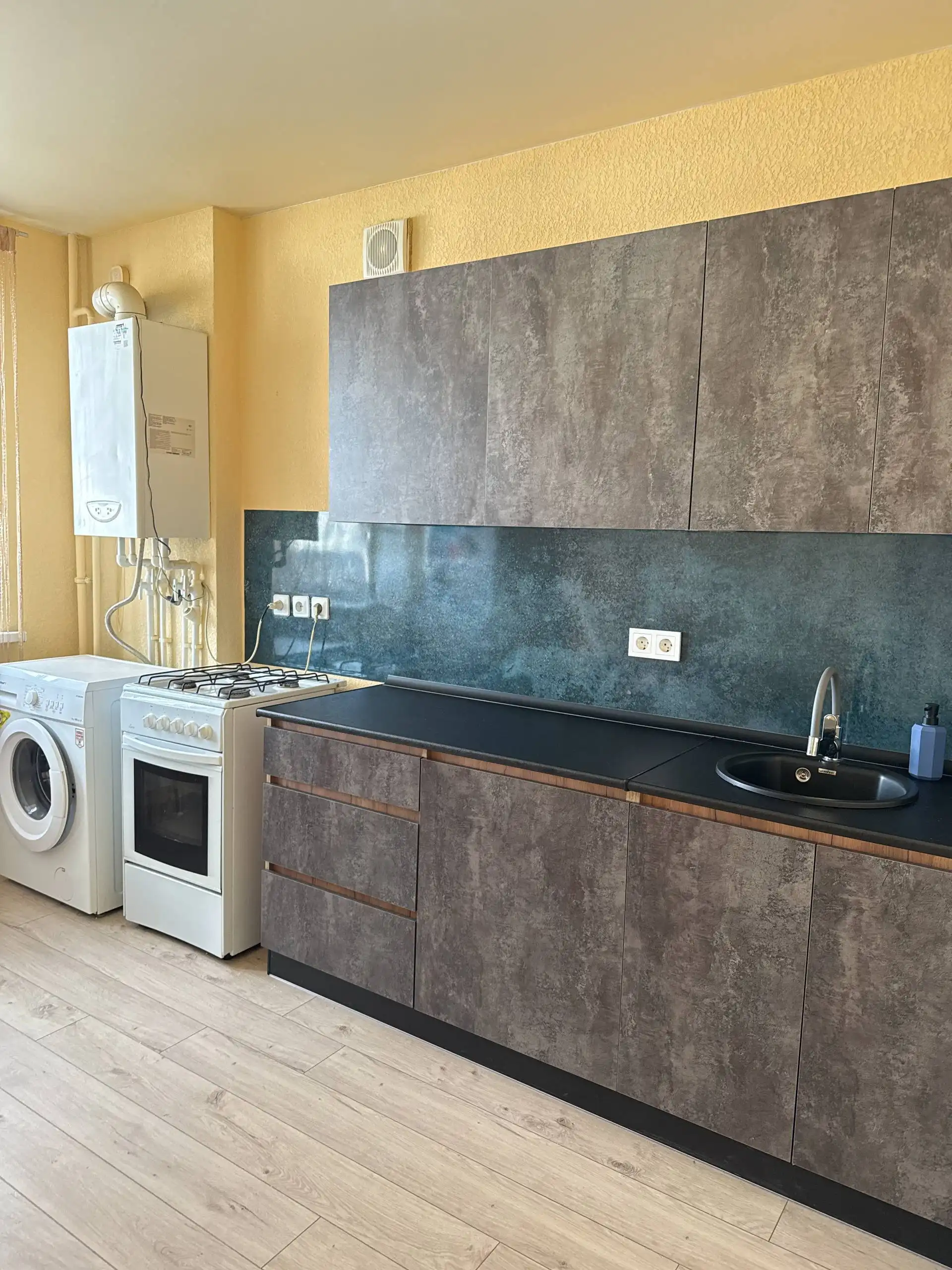 Сдам двухкомнатную квартиру в Родниковой долине - Аренда жилья (Недвижимость) в Волгоград