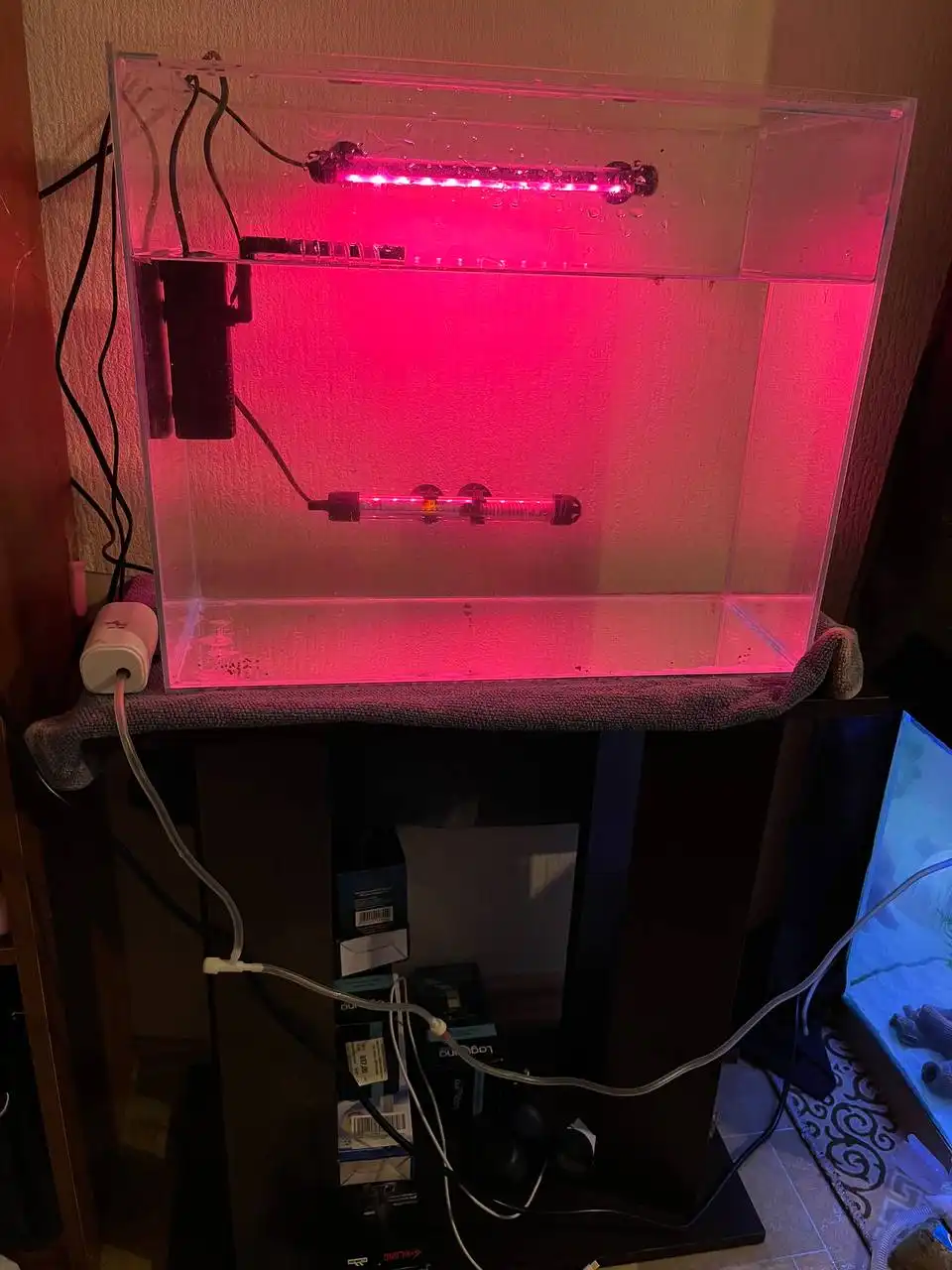 Продам аквариум 50л с тумбой - Хобби и отдых в Волгоград