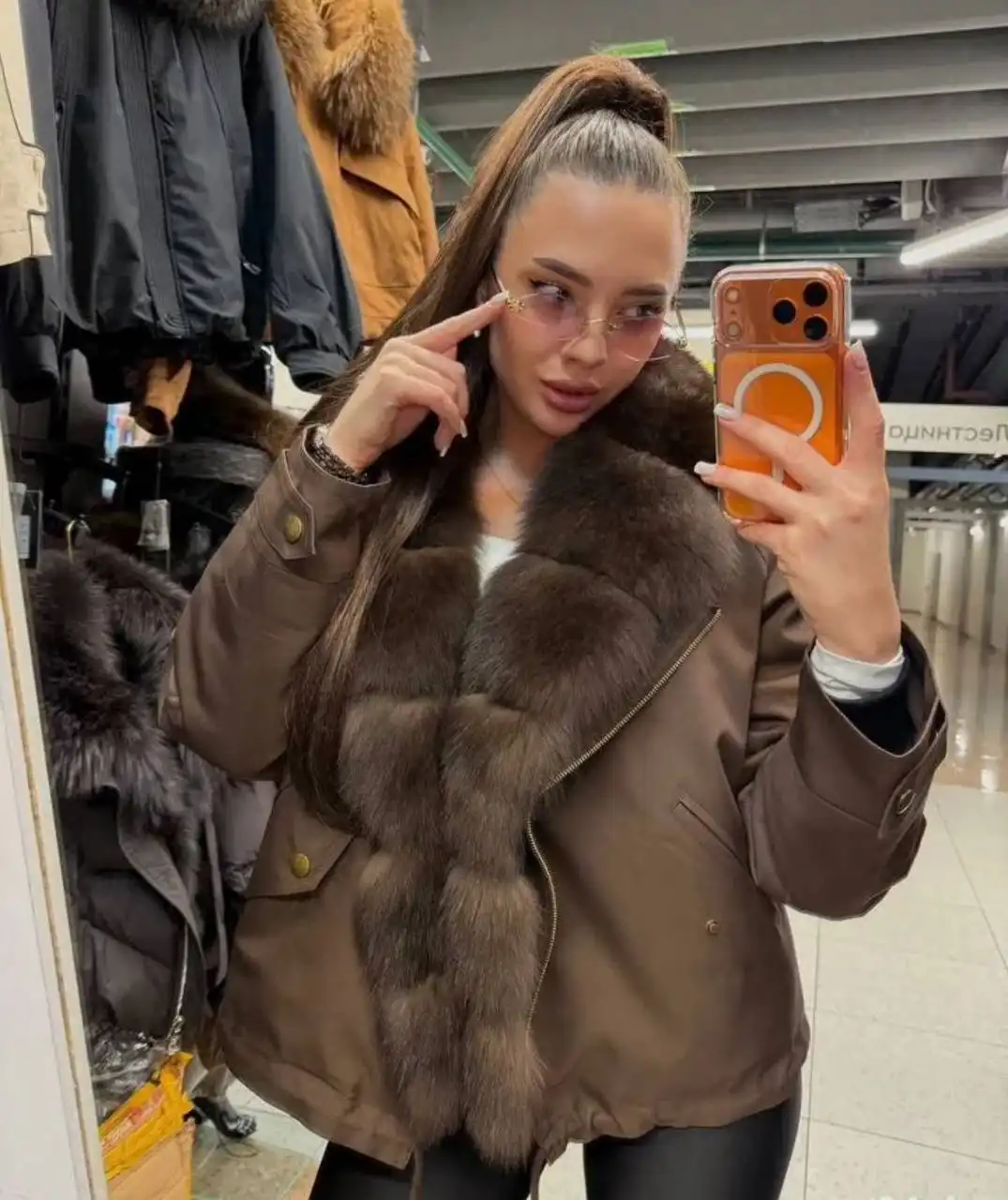 Продажа мужских парок разных размеров и цветов - Верхняя одежда (Одежда) в Волгоград