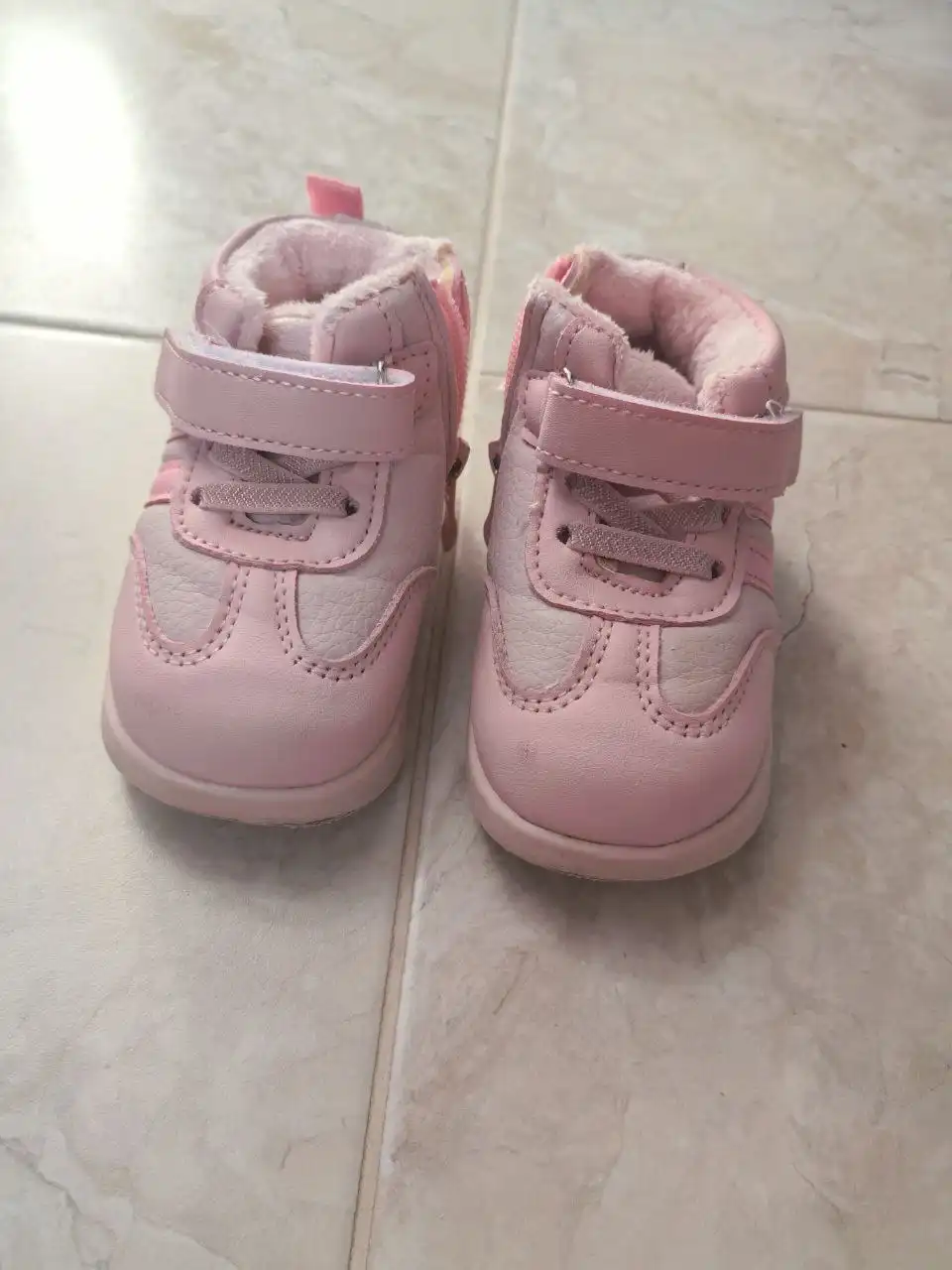 Продам ботиночки осень-весна - Обувь детская (Товары для детей) в Волгоград