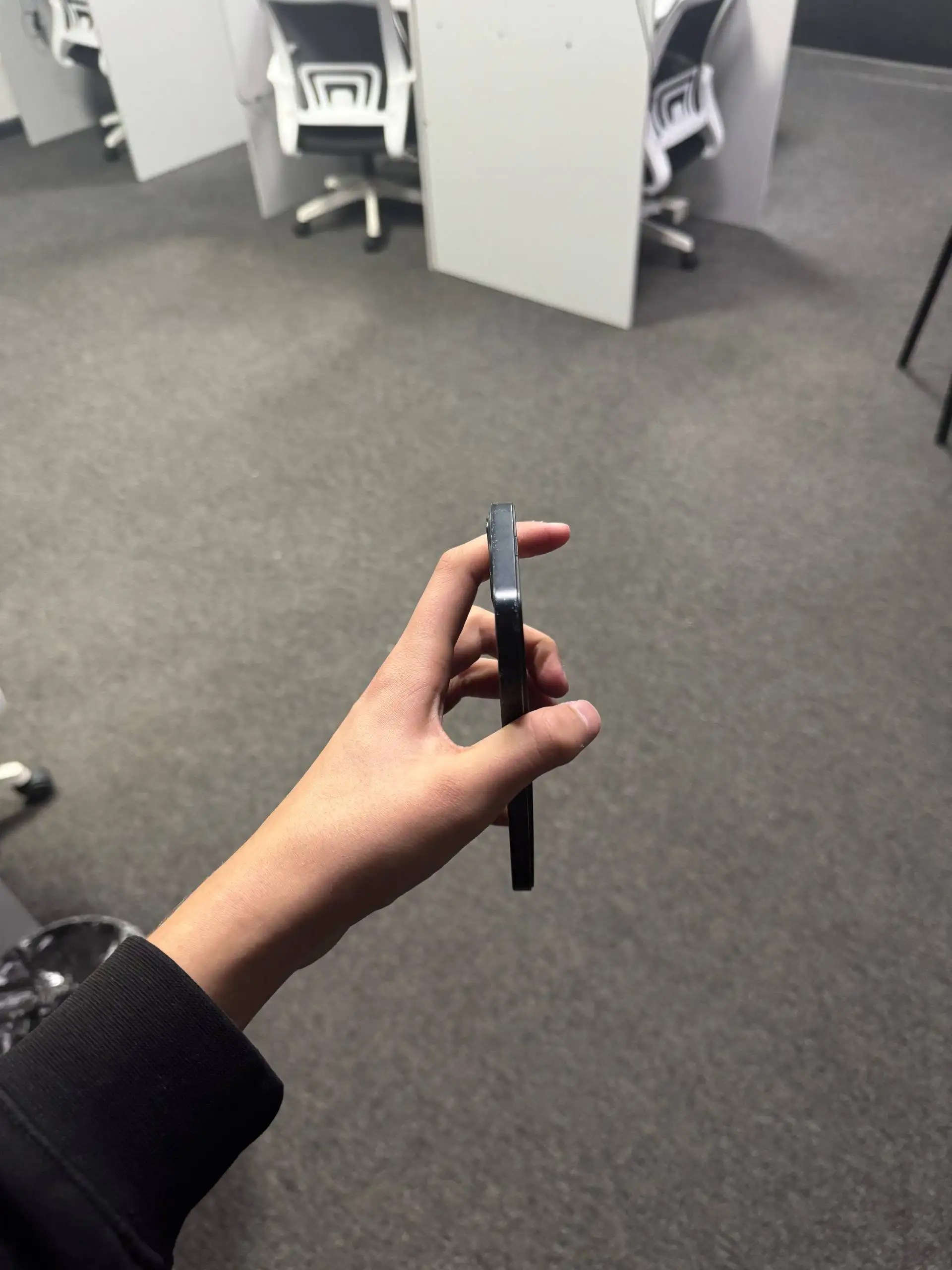 Айфон 13/128 на запчасти - Смартфоны и телефоны (Электроника) в Волгоград