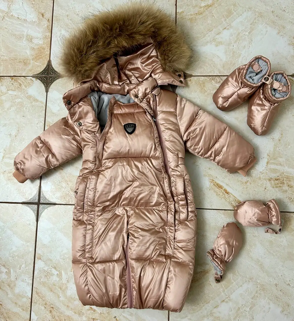 Теплая одежда - Верхняя одежда (Одежда) в Волгоград