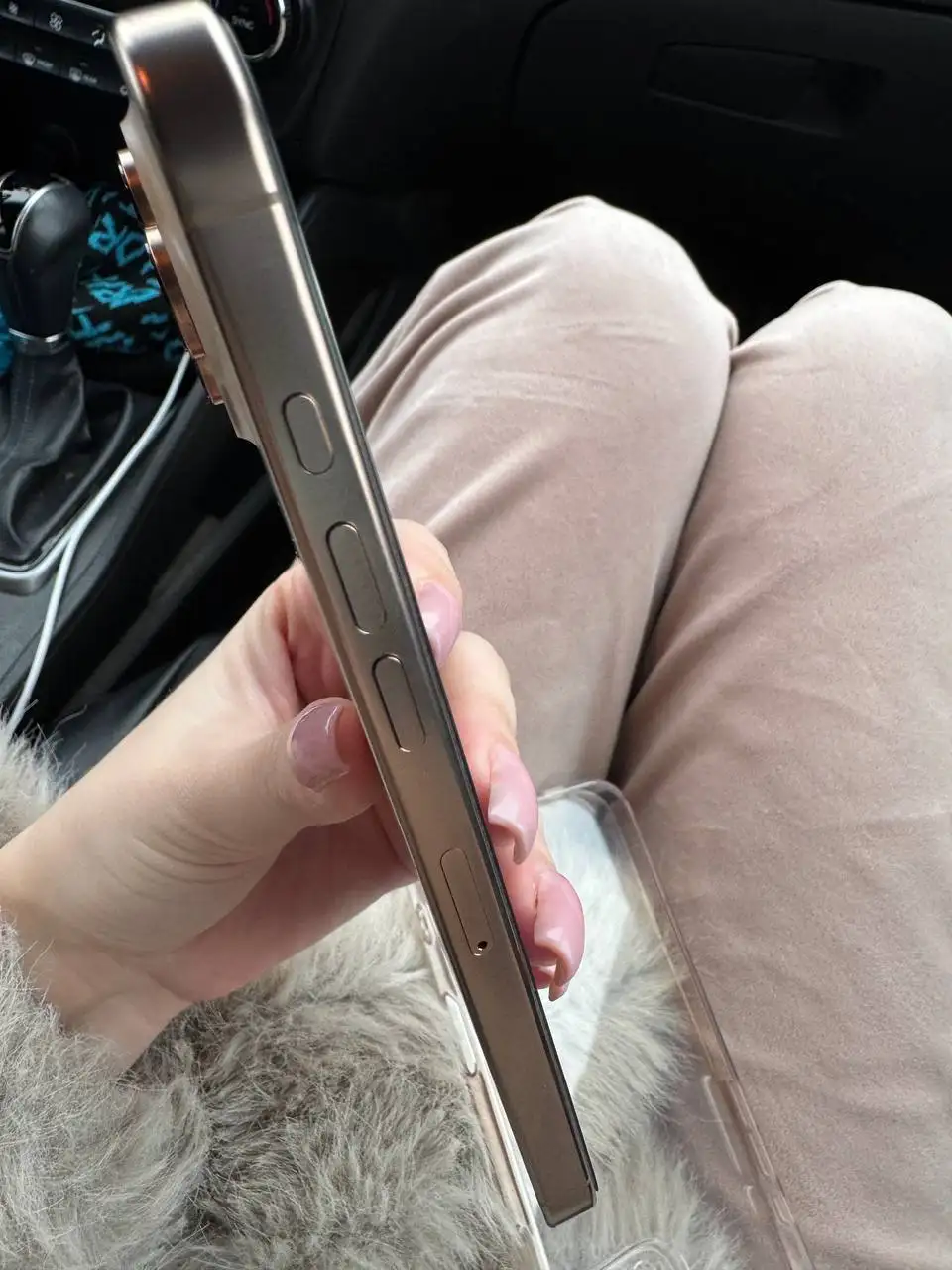 iPhone 16 Pro Max 256GB в идеальном состоянии - Смартфоны и телефоны (Электроника) в Волгоград