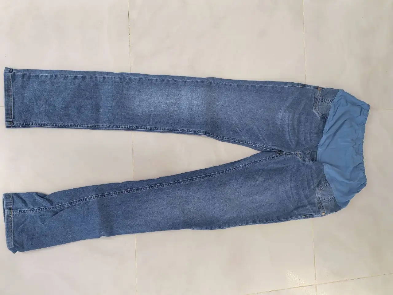 Джинсы для беременных новые - Для беременных (Одежда) в Волгоград