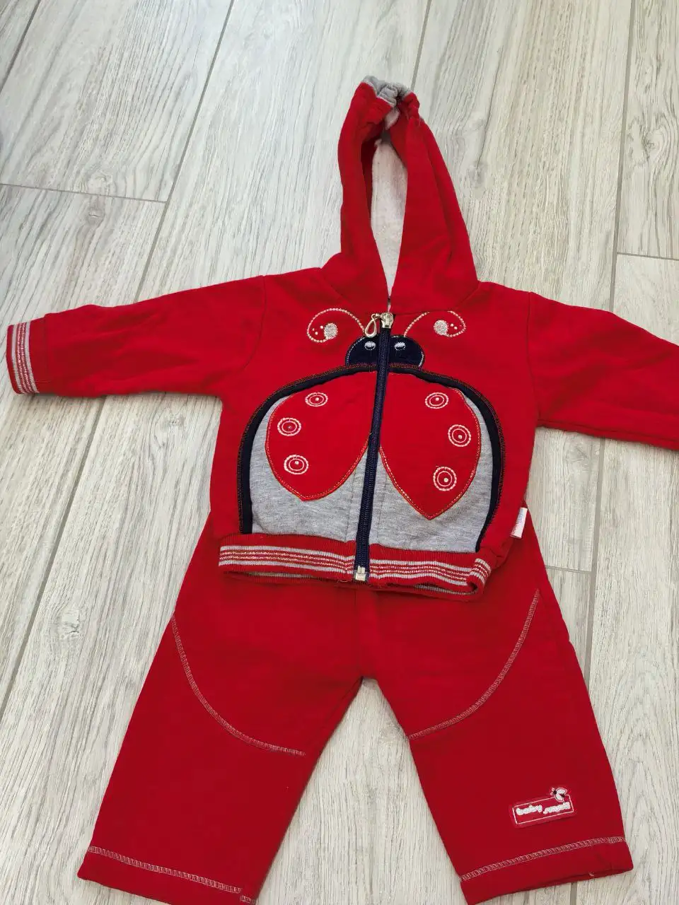 Отдам за шоколадку Милка - Барахолка в Волгоград