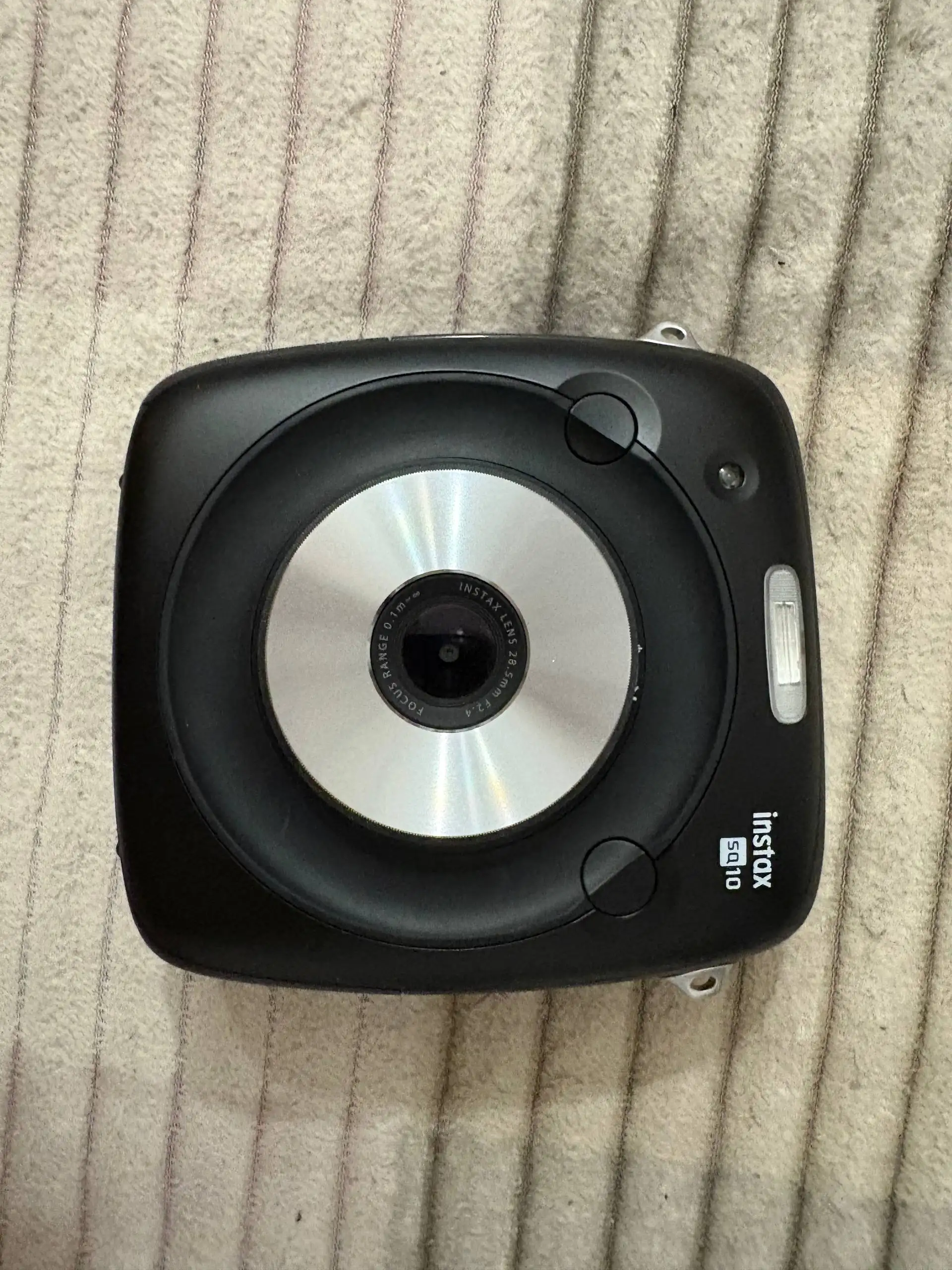 Фотоаппарат Instax SQ10 в идеальном состоянии - Электроника в Волгоград