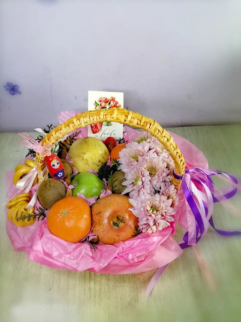 Фруктовая корзина с живыми цветами - Хобби и отдых в Волгоград