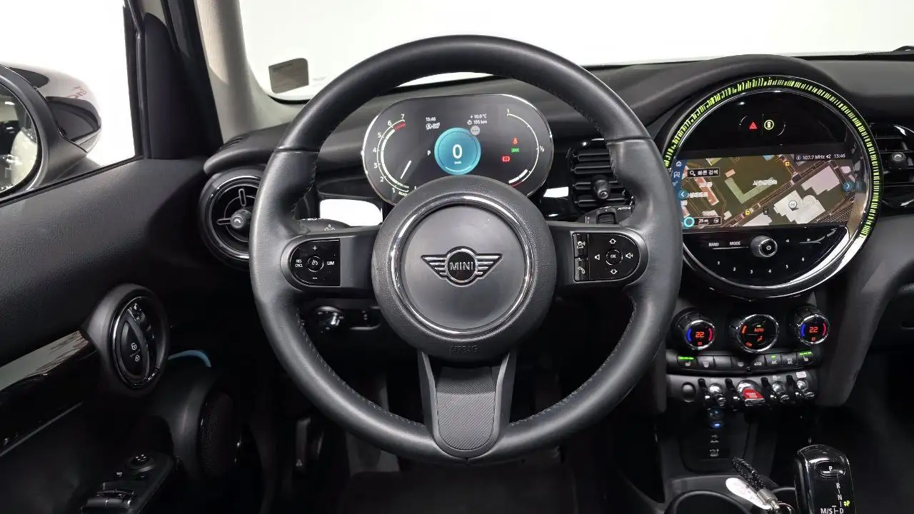 Mini Cooper 5-Door Classic Plus 2022 г.в. - Иномарки (Авто) в Волгоград