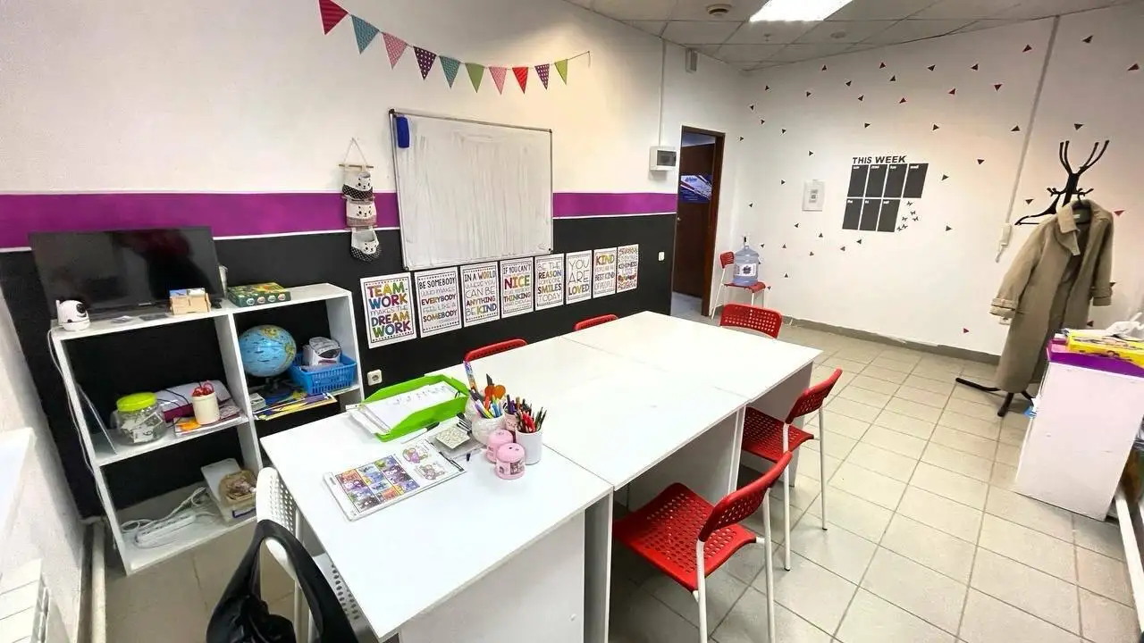 Продажа прибыльного языкового центра - Образовательные услуги (Готовый бизнес и оборудование) в Волгоград