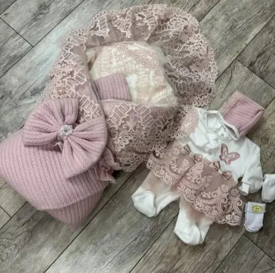 Продажа конверта для выписки в идеальном состоянии - Конверты для новорожденных (Товары для детей) в Волгоград