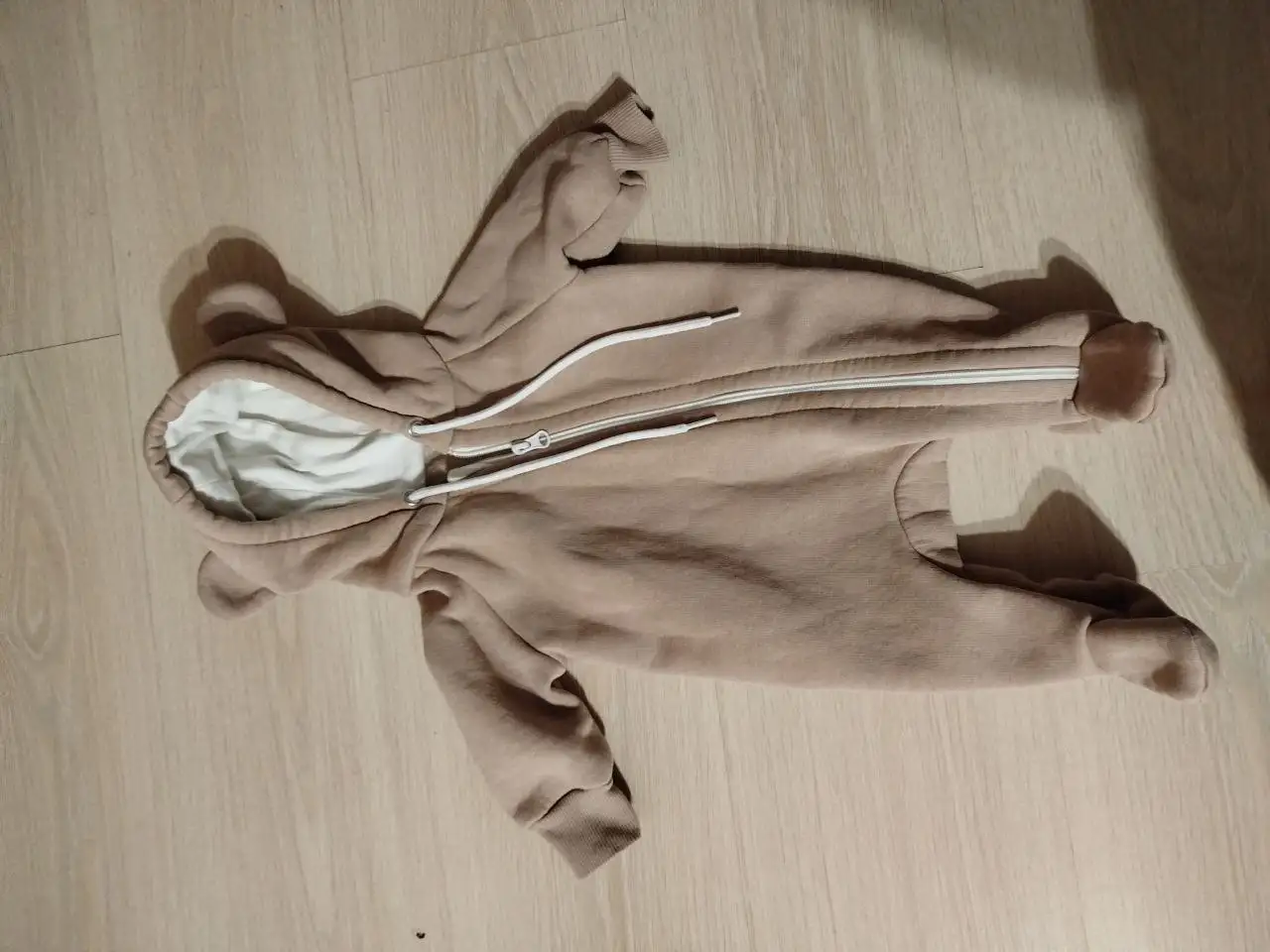 Теплый комбинезон и комбинезон с ушками - Детская одежда (Одежда) в Волгоград