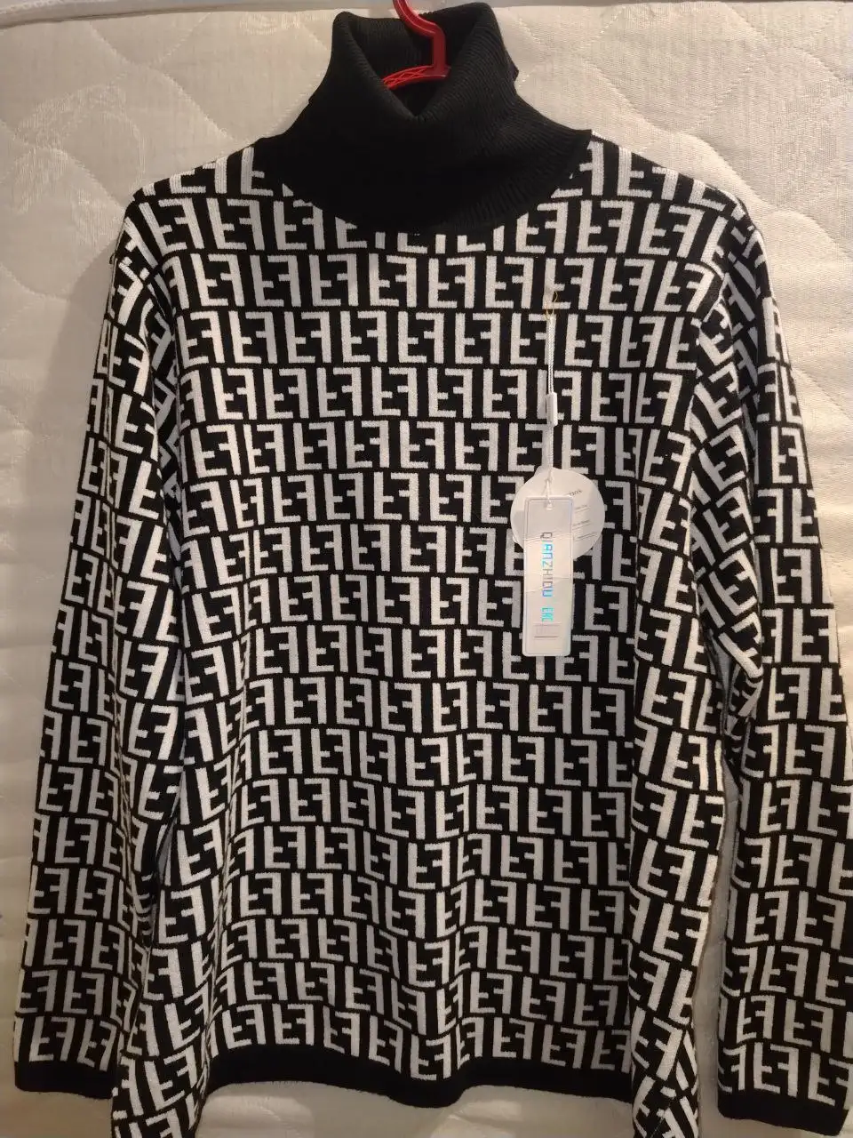 Свитер новый 54-56р - Одежда в Волгоград