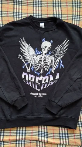 Стильный свитшот оверсайз - Нижнее белье и одежда в Волгоград