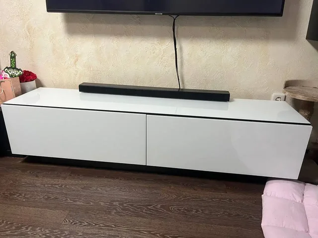 Продам шкаф под телевизор и комплект навесных шкафов б/у - Декор и интерьер в Волгоград