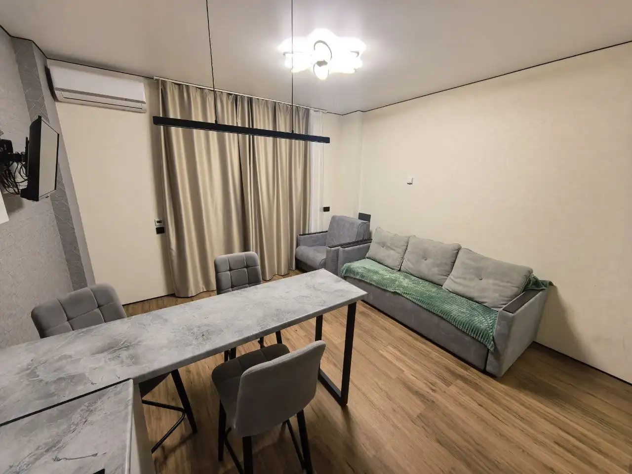 Квартира-студия посуточно на Тимирязева 19а - Аренда квартир посуточно (Недвижимость) в Волгоград