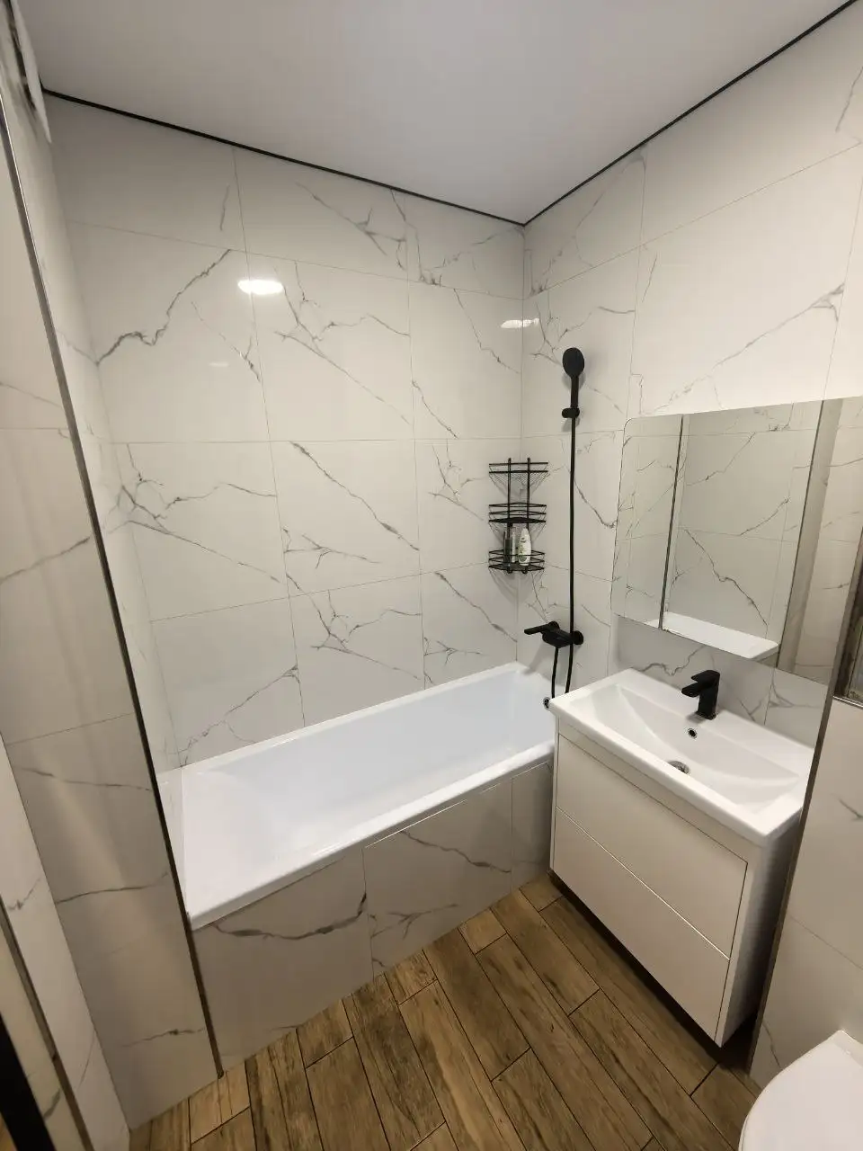 Квартира-студия посуточно на Тимирязева 19а - Аренда квартир посуточно (Недвижимость) в Волгоград