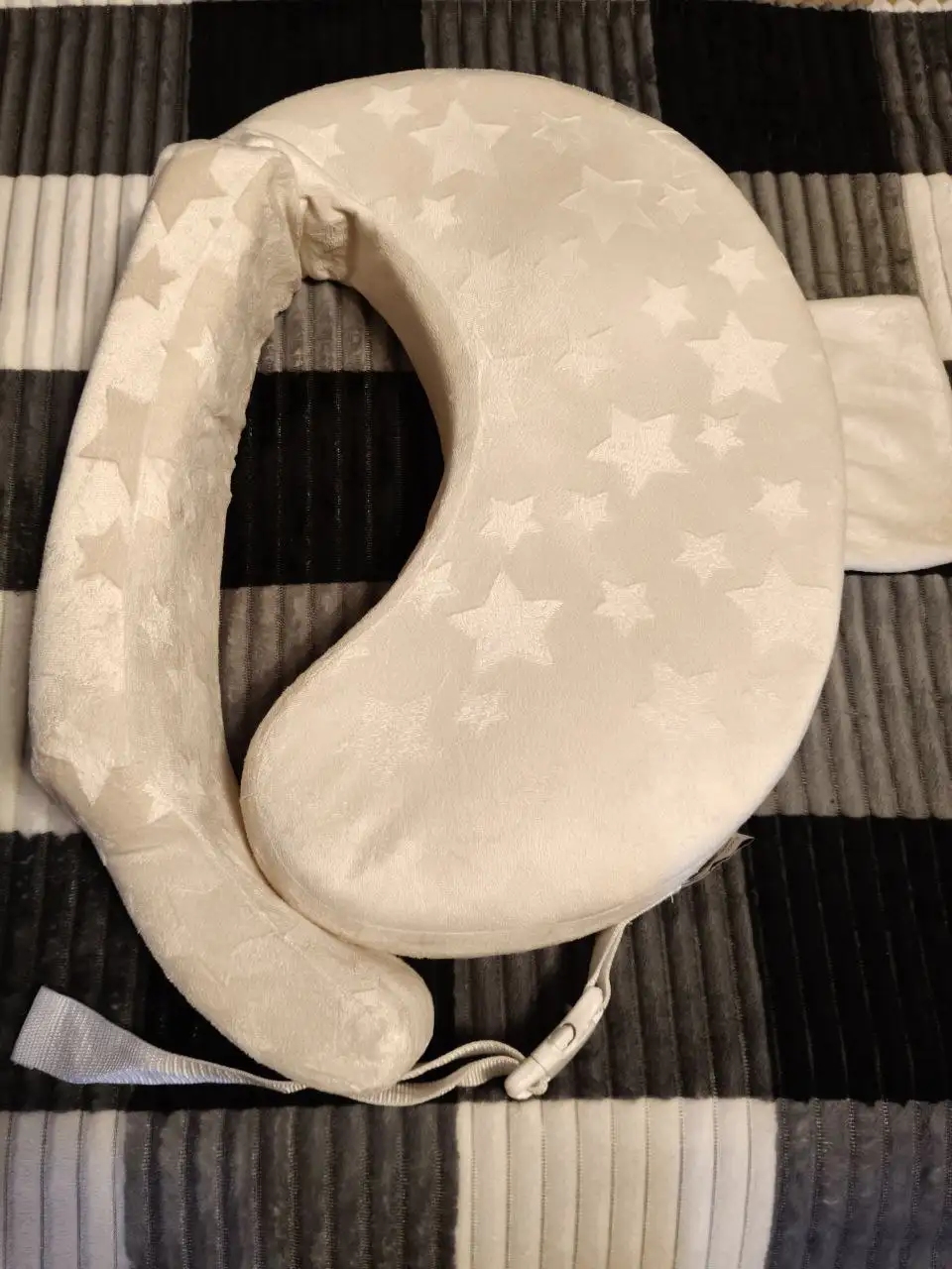 Подушка для кормления - Аксессуары для кормления (Товары для детей) в Волгоград