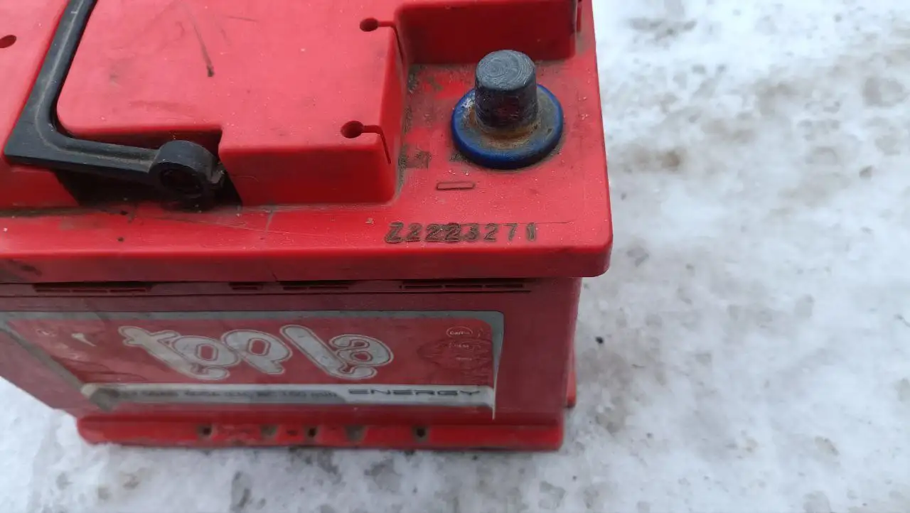 Аккумулятор 60 Ач в отличном состоянии - Аккумуляторы (Запчасти) в Волгоград