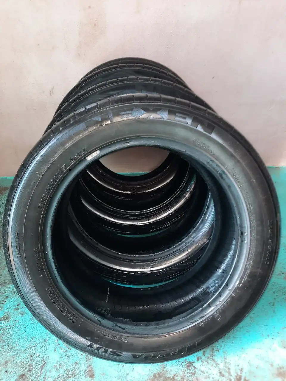 Продам резину NEXEN NFERA SU1 215/55/R17 - Шины и диски (Авто) в Волгоград