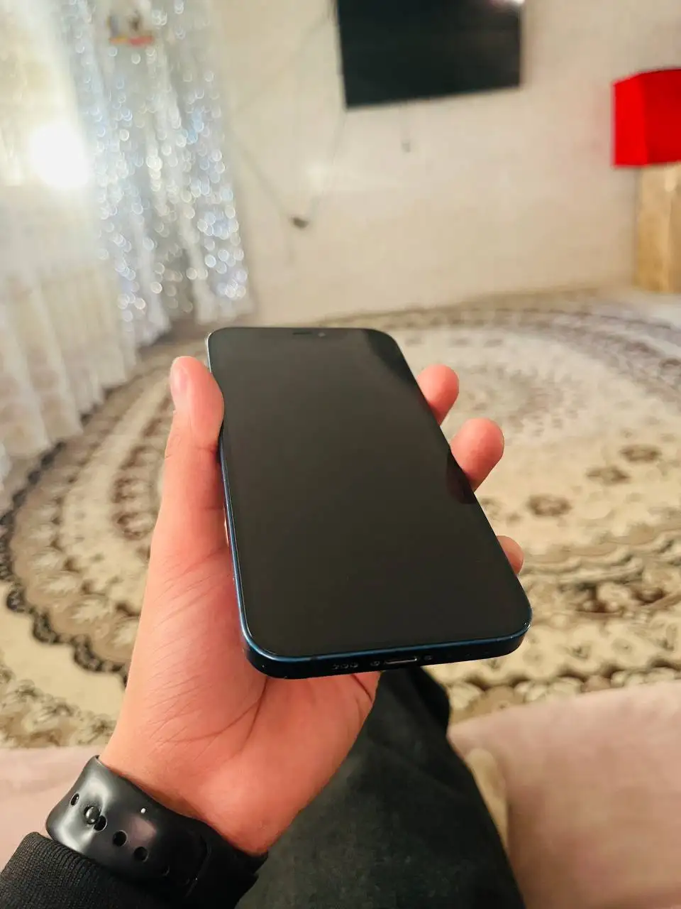 Обмен iPhone 12 64гб с дефектами - Смартфоны (Электроника) в Волжский