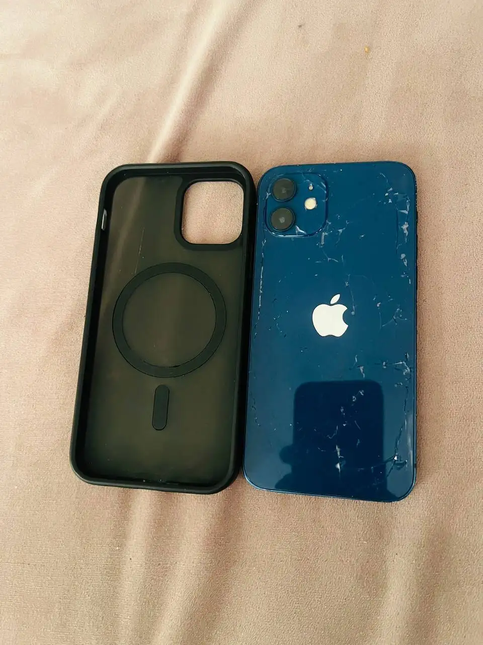 Обмен iPhone 12 64гб с дефектами - Смартфоны (Электроника) в Волжский