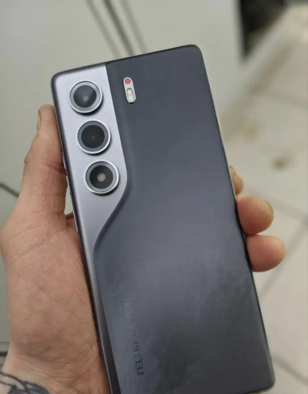 Tecno Camon 40 8/256 - Смартфоны (Электроника) в Волгоград