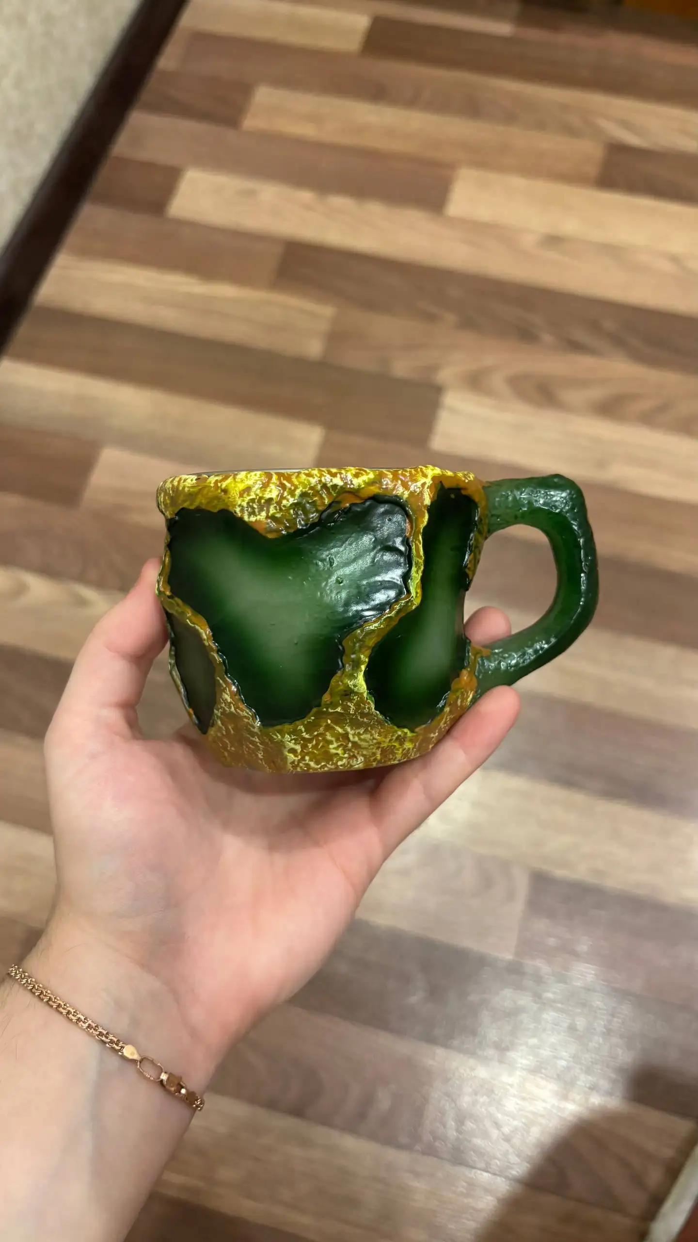 Продажа новых вещей по цене ниже рынка - Барахолка в Волгоград