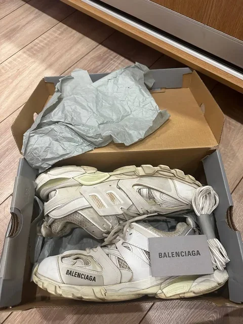 Кроссовки Balenciaga track 1 White б/у - частное объявление в Волгоград