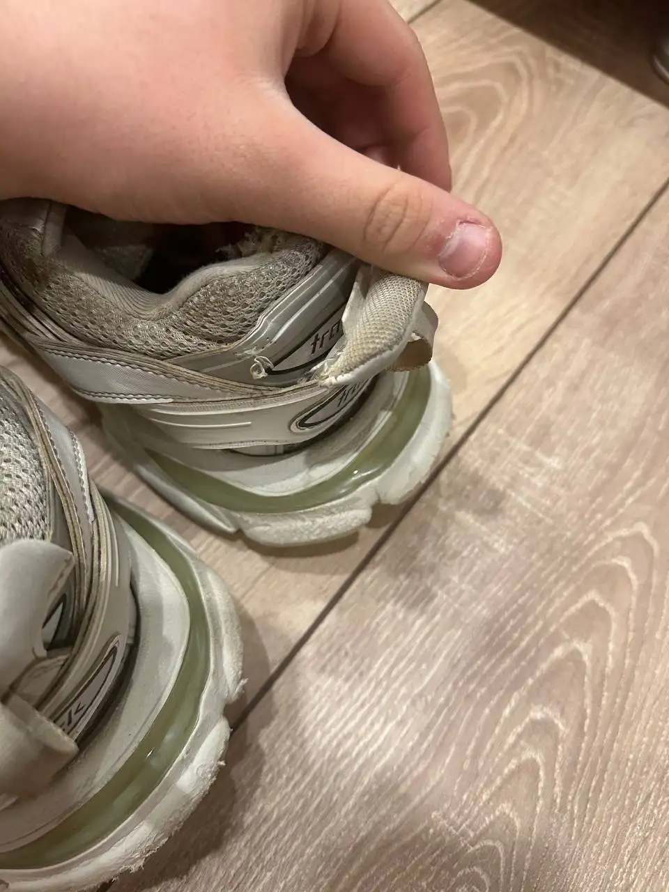 Кроссовки Balenciaga track 1 White б/у - Обувь (Одежда) в Волгоград