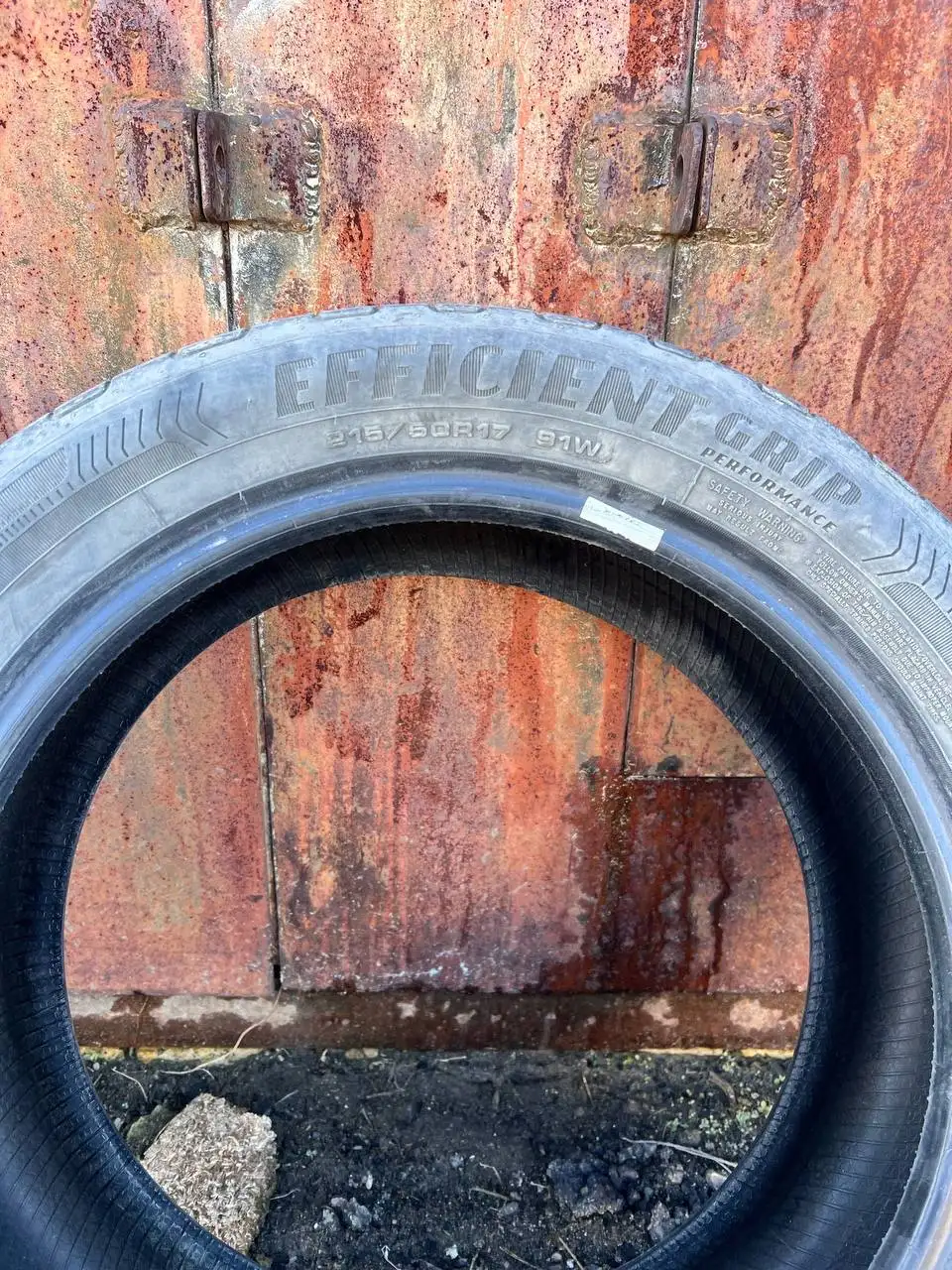 Продам летнюю резину 4 шт 215/50R17 - Шины и диски (Авто) в Волгоград