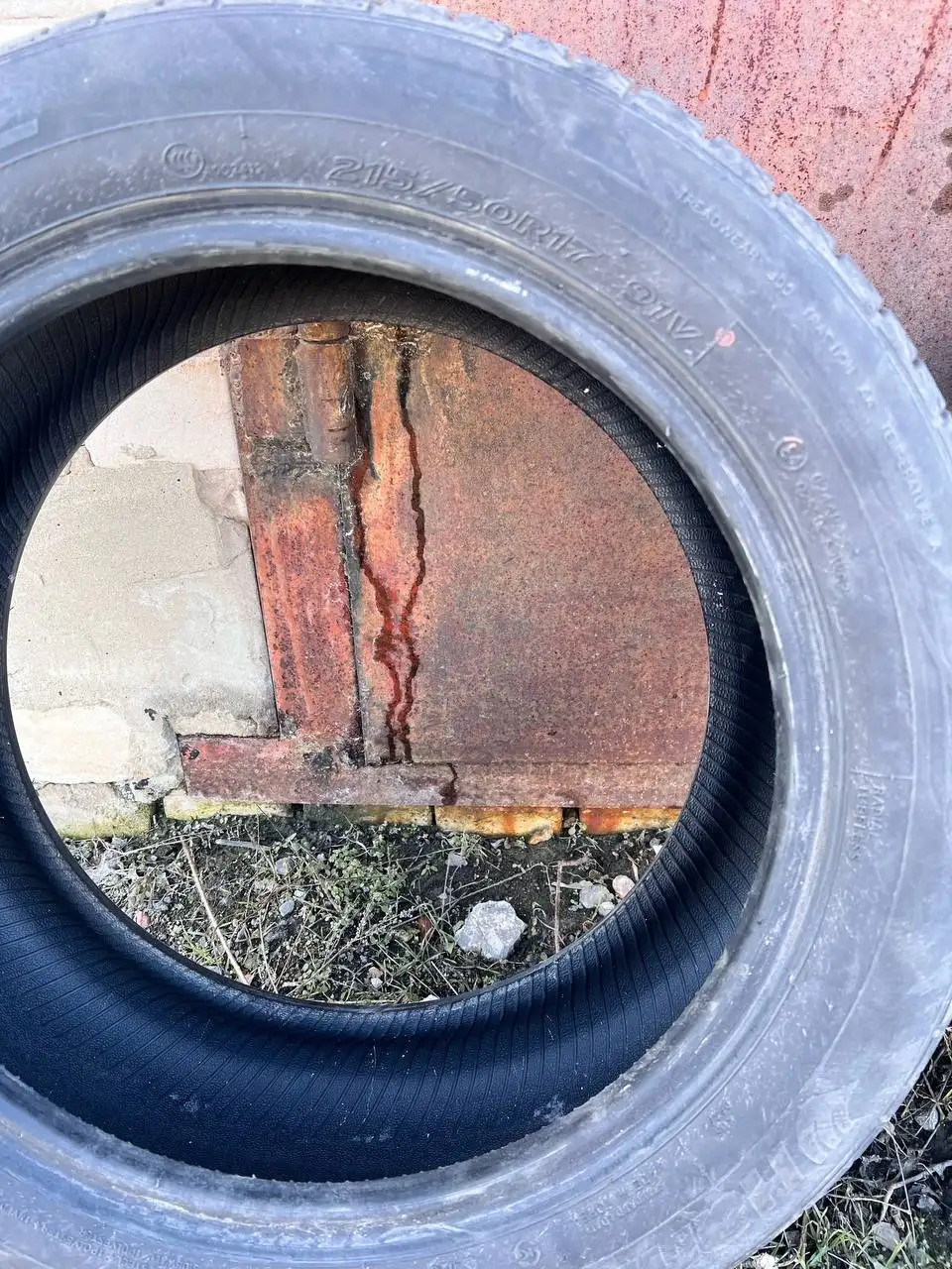 Продам летнюю резину 4 шт 215/50R17 - Шины и диски (Авто) в Волгоград