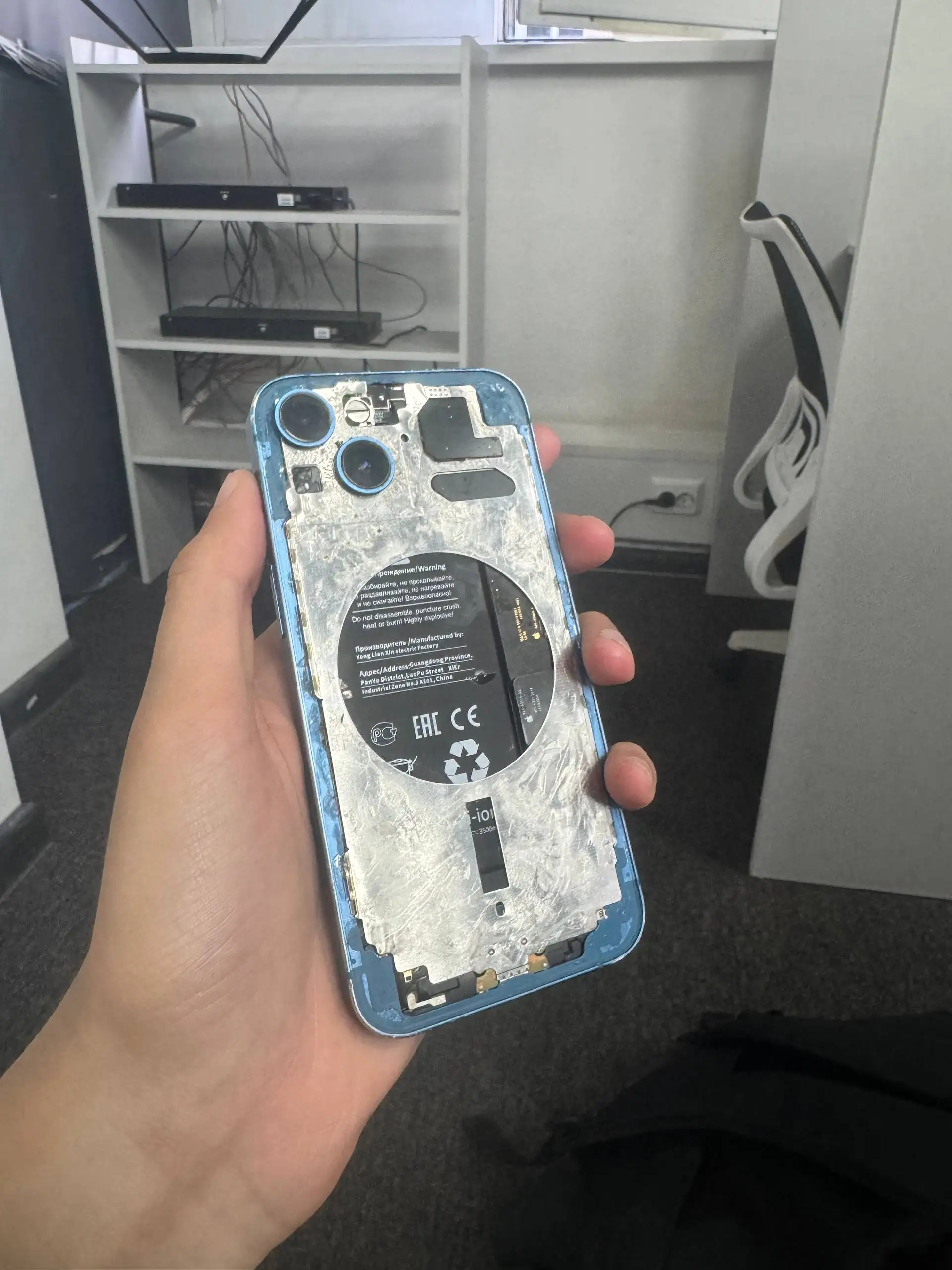 Продажа iPhone X и iPhone 13 с неисправностями - Смартфоны (Электроника) в Волгоград