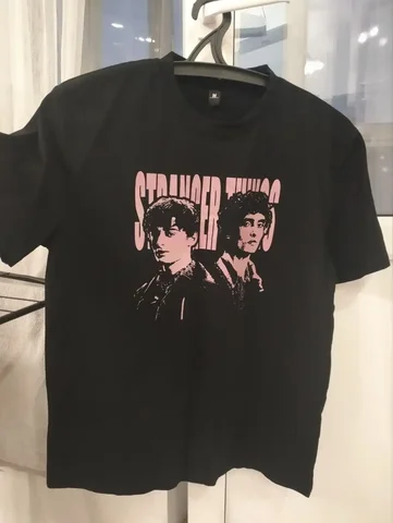 Футболка размер M в отличном состоянии - Футболки в Волгоград