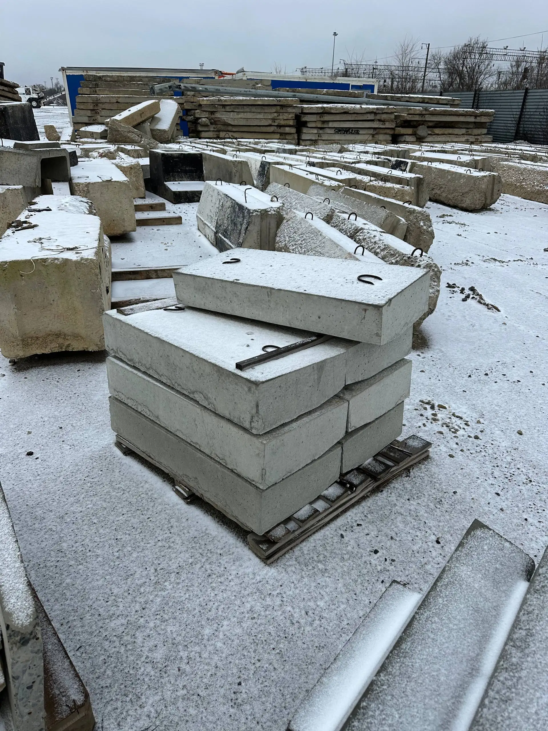 Продажа б/у стройматериалов и оборудования - Стройматериалы (Барахолка) в Волгоград