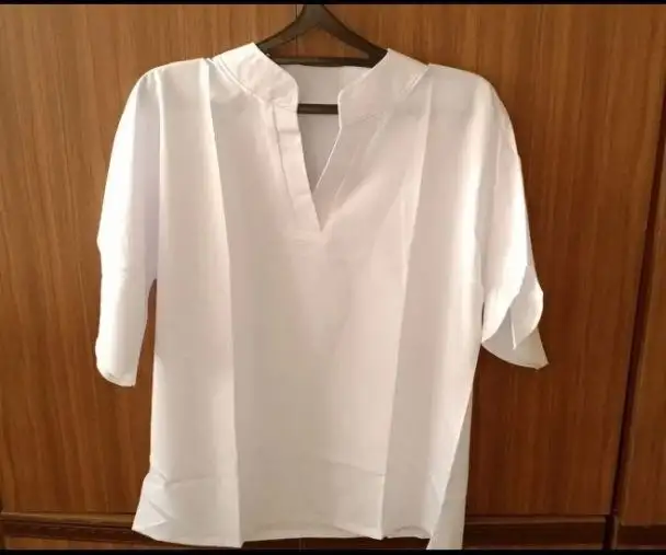 Женская новая блузка размер L - Женская одежда (Одежда) в Волгоград