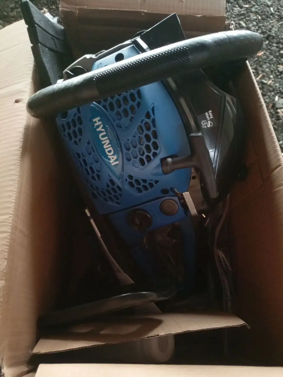 Продам бензопилу Hyundai X5320 - Инструменты (Барахолка) в Светлый Яр