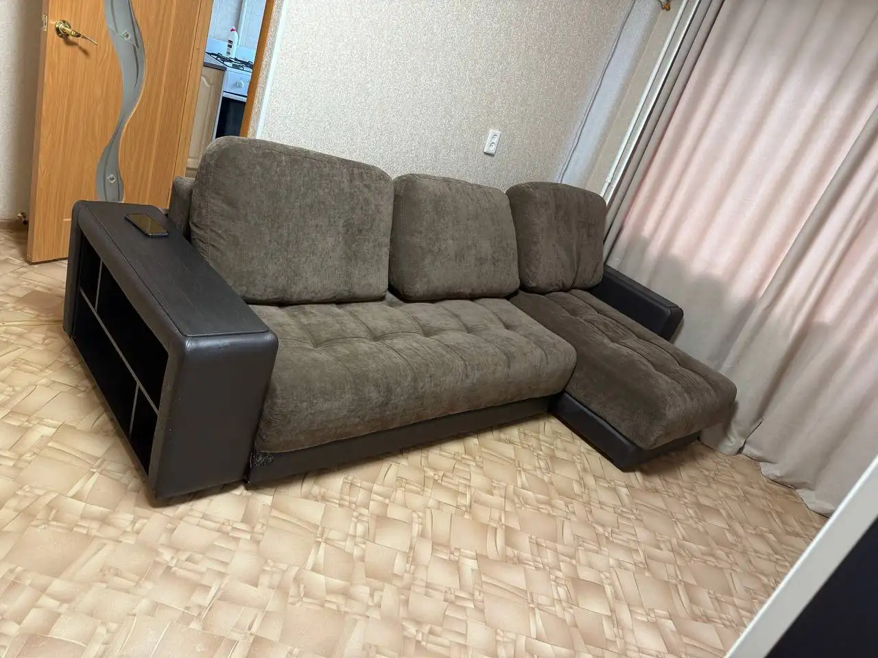 Продажа углового дивана и небольшого дивана - Мебель (Для дома и дачи) в Волгоград