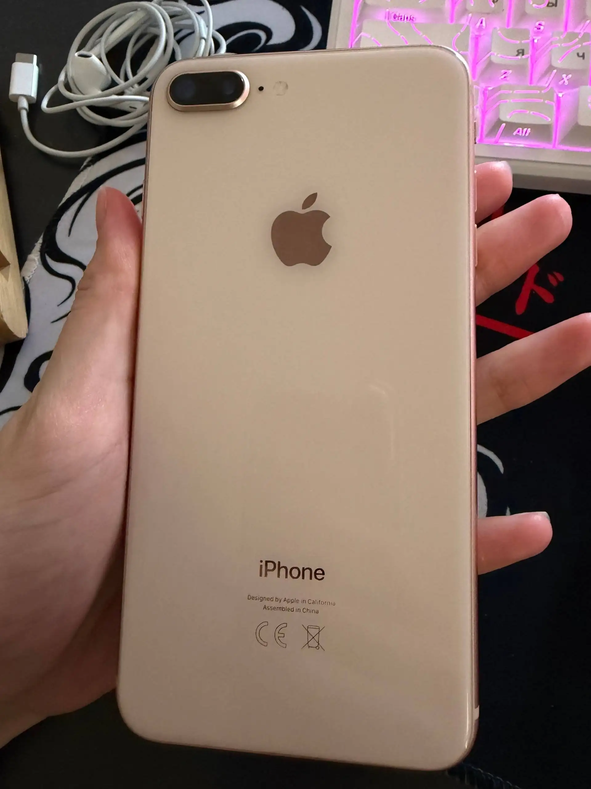 iPhone 8 Plus 64GB с разбитым экраном - Смартфоны (Электроника) в Волгоград