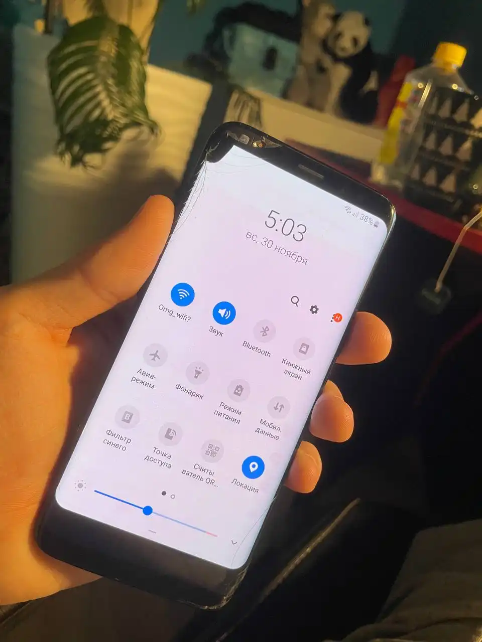 Смартфон с дефектами