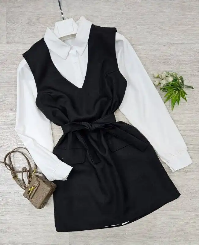 Новые костюмы и платья разных размеров