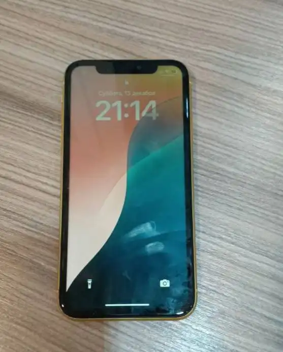 iPhone 11 128 GB в идеальном состоянии