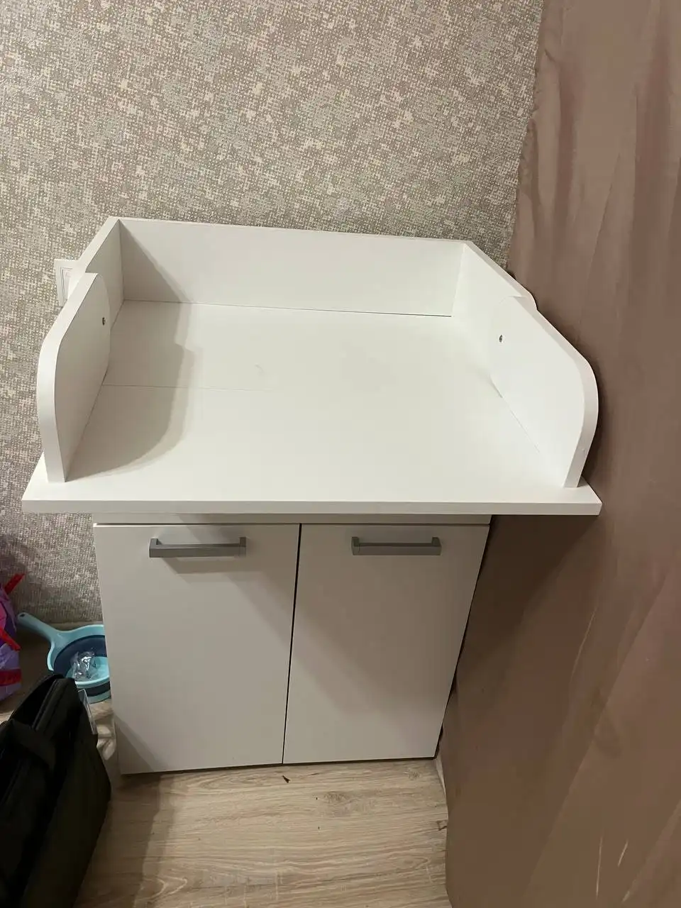 Пеленальный комод в отличном состоянии с матрасиком в подарок