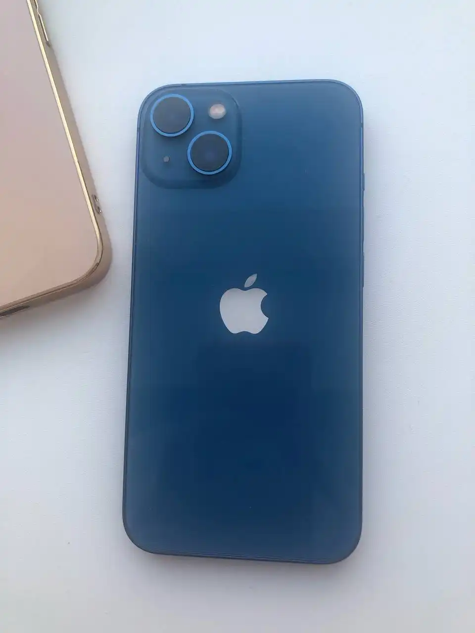 Продам iPhone 13 в отличном состоянии - Смартфоны (Электроника) в Челябинск