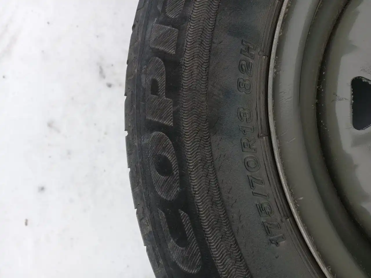 Продам колеса 175/70r13 - Колеса и диски (Запчасти) в Челябинск